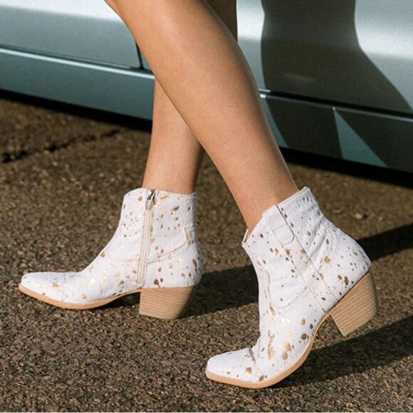 NWT Dolce Vita Booties - Picture 1 of 8